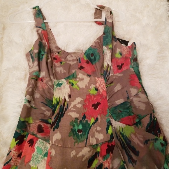 Dress - Picture 2 of 3